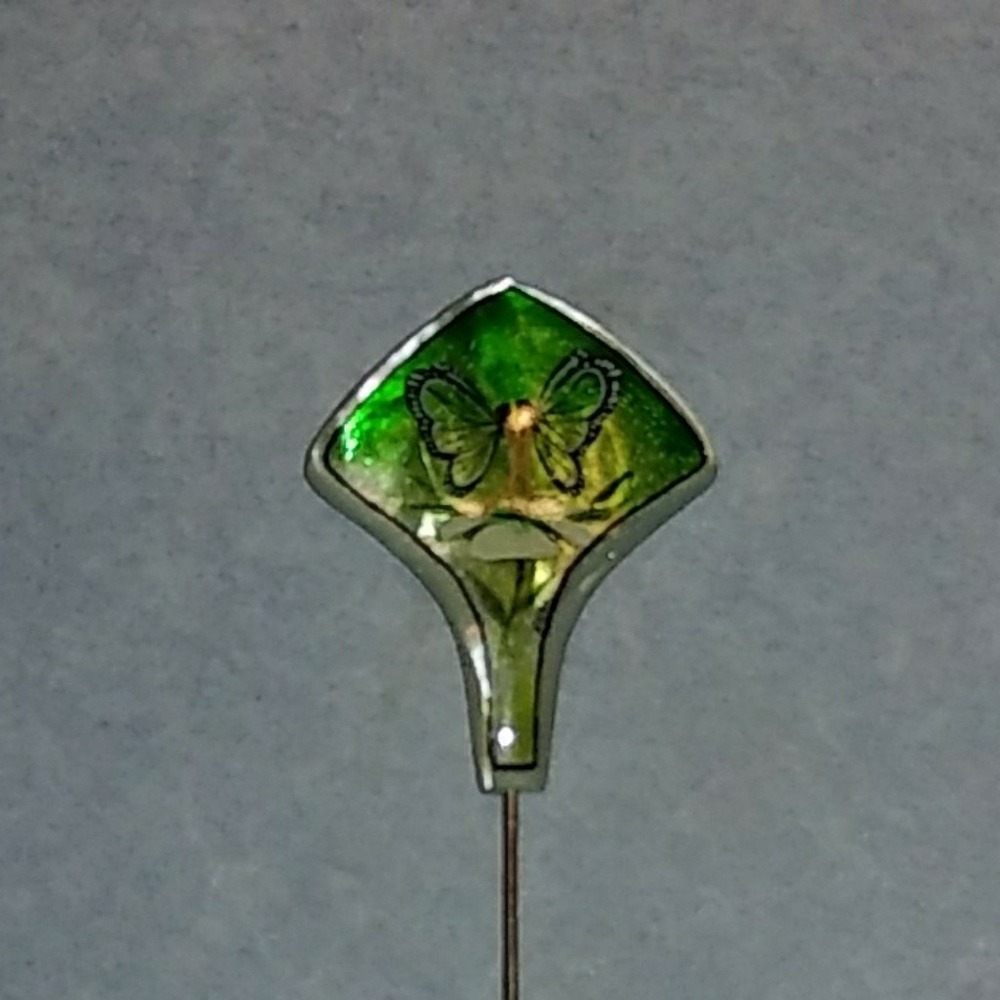 Vintage 80s stick pin